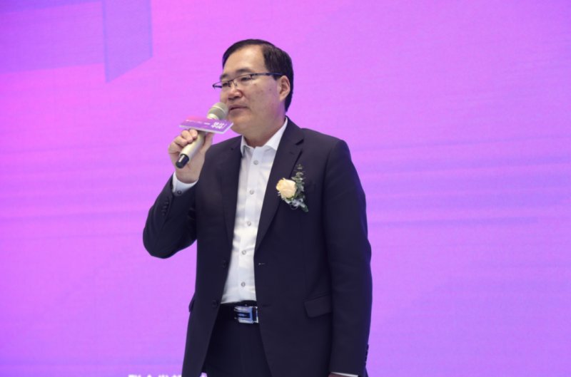 設計中國X東鵬巖板全國巡回論壇暨墻面巖板發(fā)布會（青島站）11月23日圓滿舉行！_2