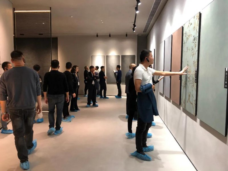 依諾巖板瓷磚“2022新品規(guī)劃及品牌策略研討會(huì)”圓滿舉行_1