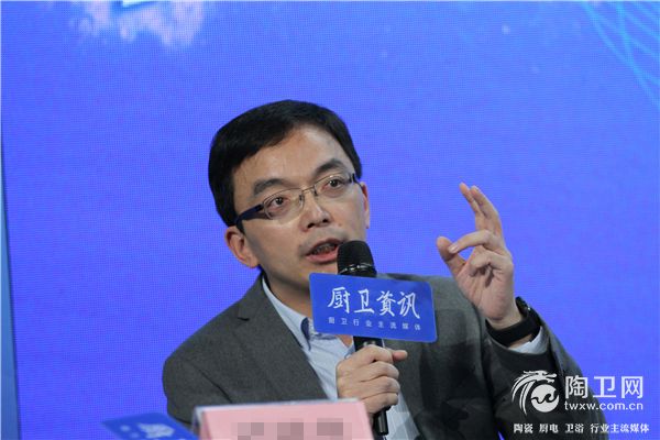 1539853180802028.jpg 張賢.jpg