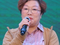 金牌企業(yè)制造副總裁 張代蘭：企業(yè)要生存，必須走光伏發(fā)電