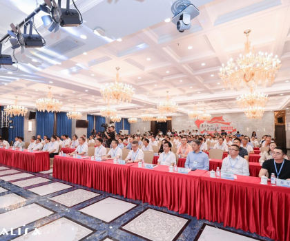 蒙娜麗莎全球首條陶瓷工業(yè)氨氫零碳燃燒技術示范量產線投產 暨佛山市南海區(qū)氨氫供應體系建設規(guī)劃方案發(fā)布會