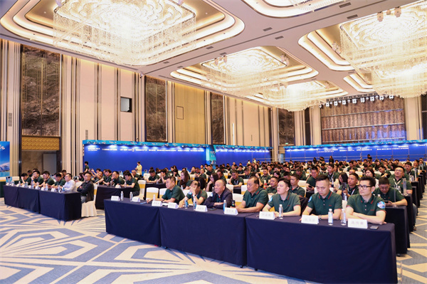 1745243393590259.jpg 2025041619322535154.jpg